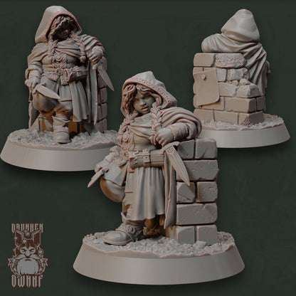 Halfling Rogue - Drunken Dwarf Miniatures